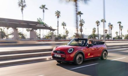 New MINI Cooper S Convertible Resmi Di India