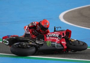 Marc Marquez Kehilangan Podium Di GP Catalunya Akibat Crash