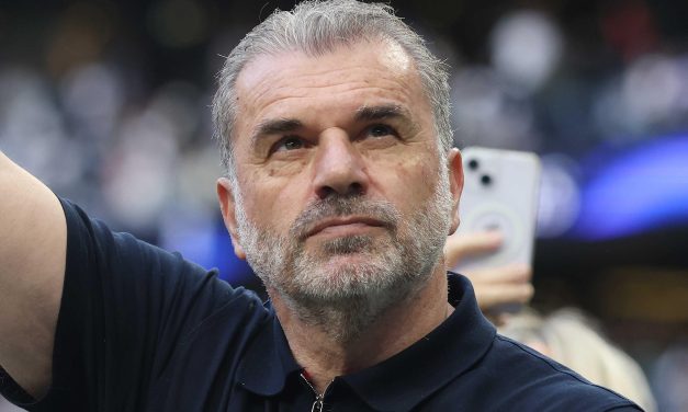 Ange Postecoglou Sabet Tanda Tangan Winger Muda Feyenoord
