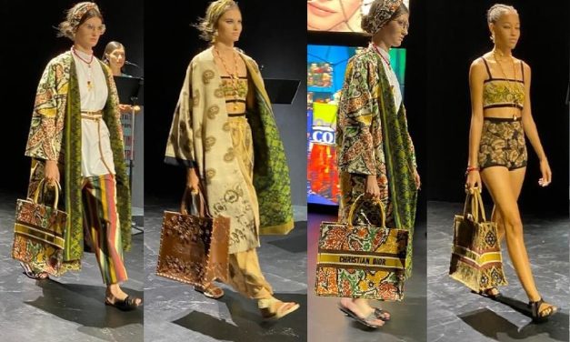 Tenun Ikat Tradisional Indonesia Pukau Pengamat Fashion Di Paris