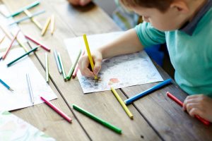 Tren Menggambar & Mewarnai: Populer Untuk Reduksi Stres Anak