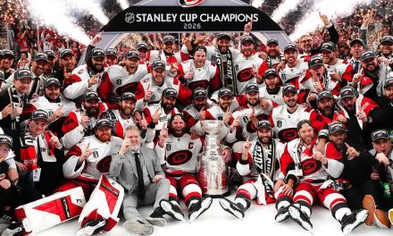 Carolina Hurricanes Resmi Segel Gelar Juara Stanley Cup 2026