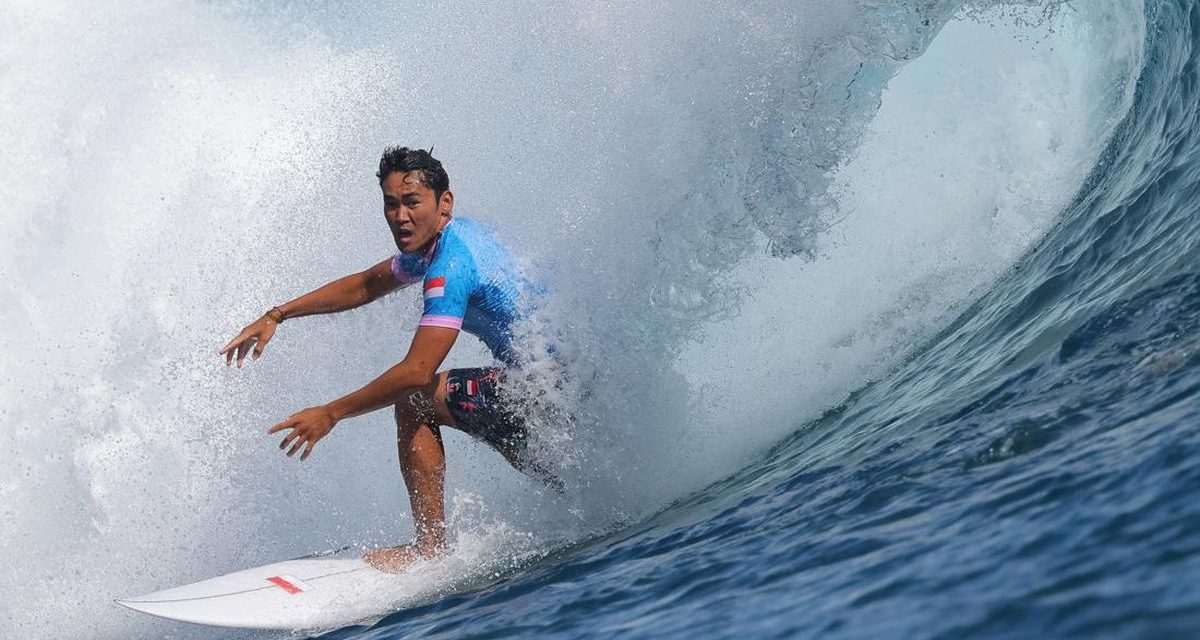 Rio Waida Evaluasi Pemilihan Ombak Di Pantai Cloudbreak Fiji