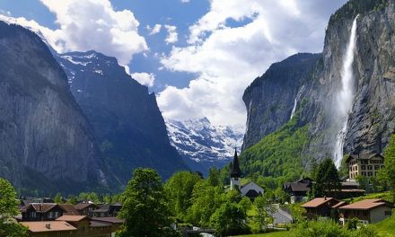 Desa Lauterbrunnen Swiss Pasang Tarif Masuk Atasi Over-tourism