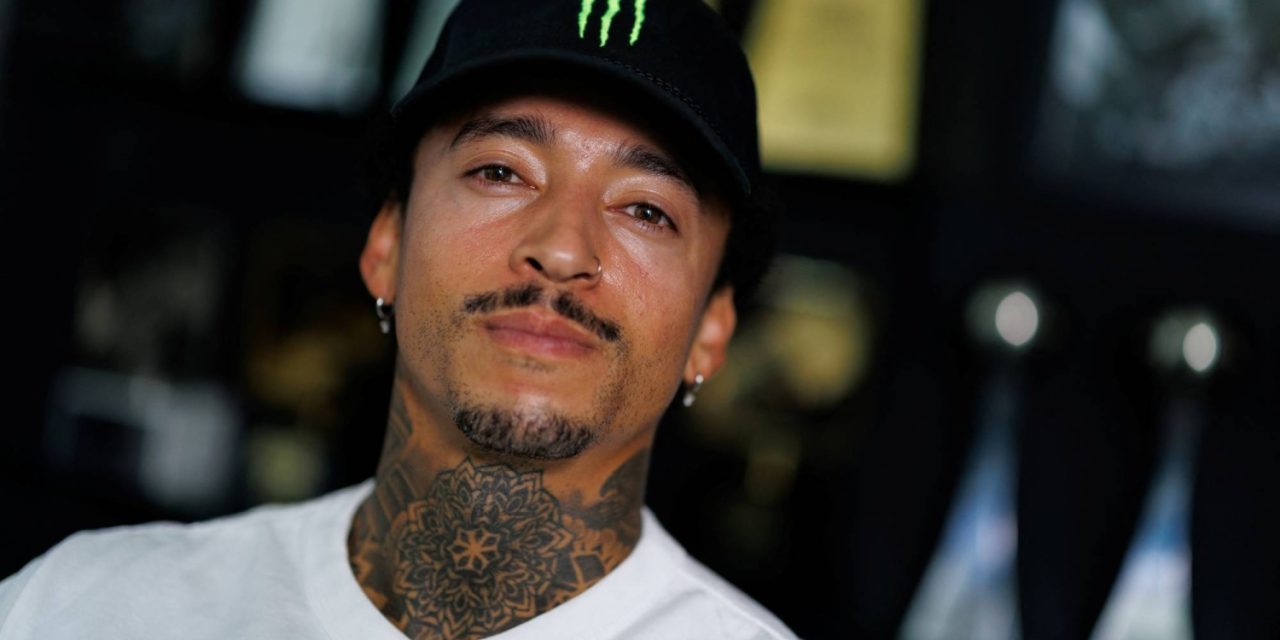 Nyjah Huston Sabet Medali Perunggu Street Skateboarding Putra