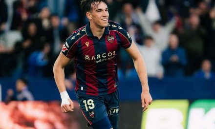 Penyerang Muda Carlos Espí Resmi Gabung Real Madrid