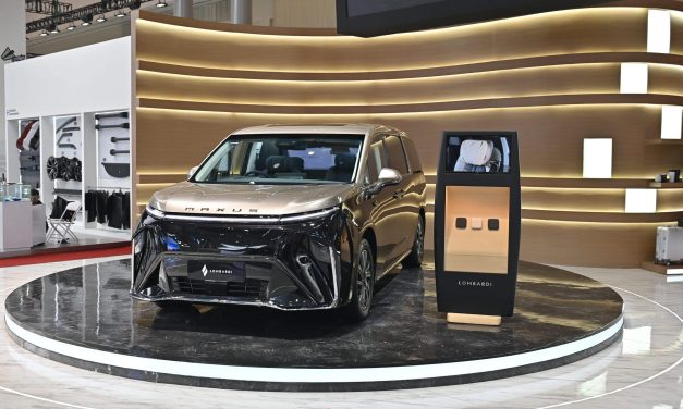Maxus Mifa 9 Executive Bawa Baterai 90 kWh Dan Fitur ADAS